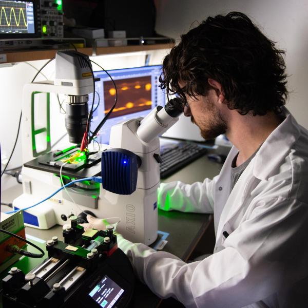 Grad student in a biological engineering lab at CU Boulder